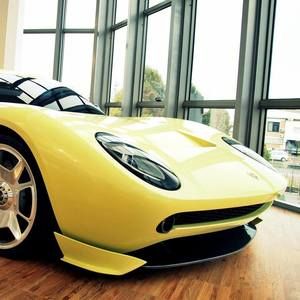 Meet your Posher, Aziz